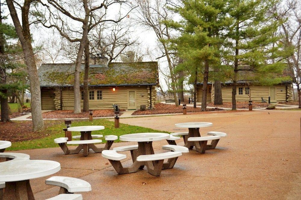 Starved Rock Lodge & Conference Center Utica Esterno foto